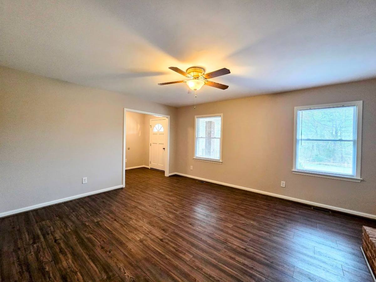 House for rent at 2891 Farrs Bridge Rd, Easley, SC 29640