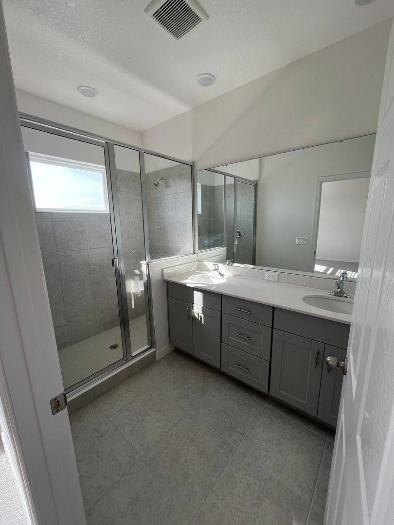 Townhouse for rent at 1500 Silver Lining Way, Apopka, FL 32703