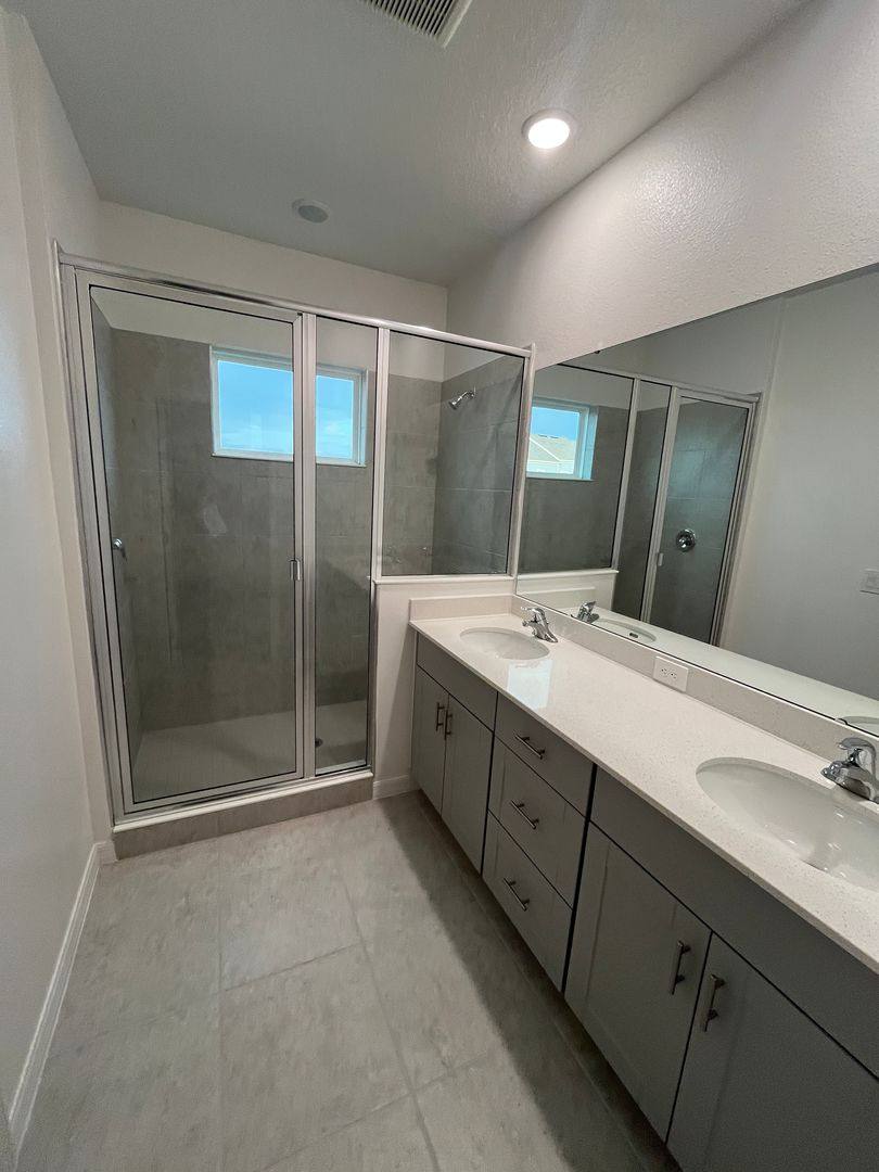 Townhouse for rent at 1500 Silver Lining Way, Apopka, FL 32703
