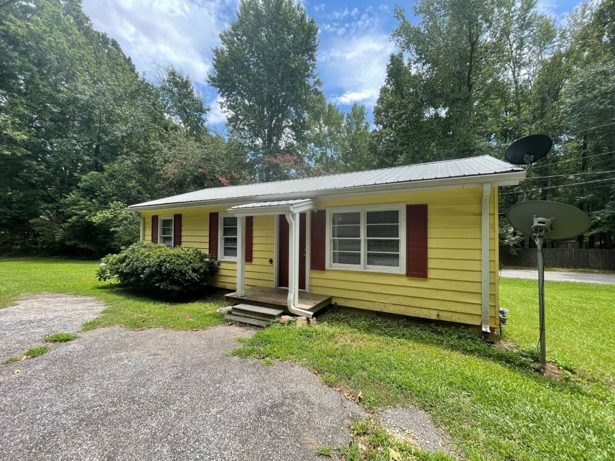 House for rent at 264 Osceola Ave, Bogart, GA 30622