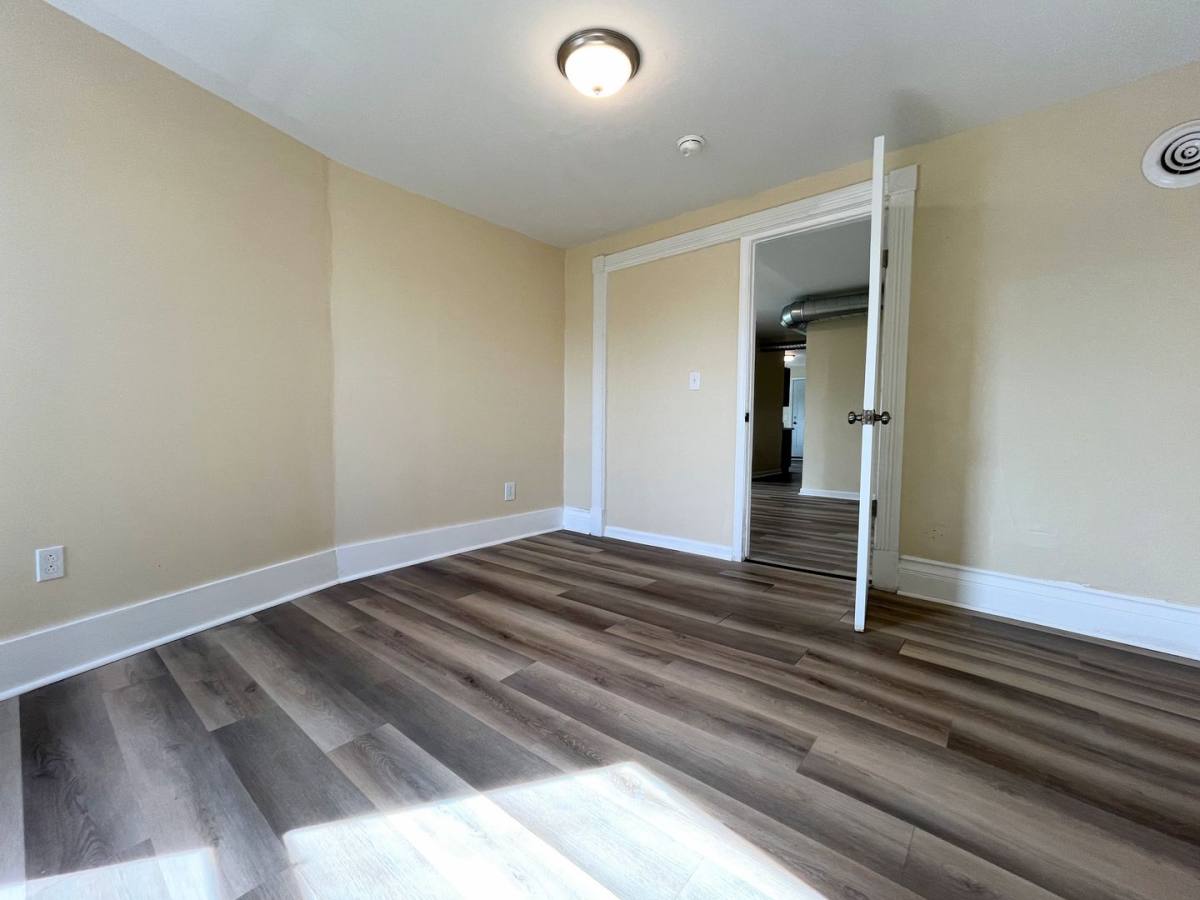 Apartment for rent at 86 Hawley St, Buffalo, NY 14213