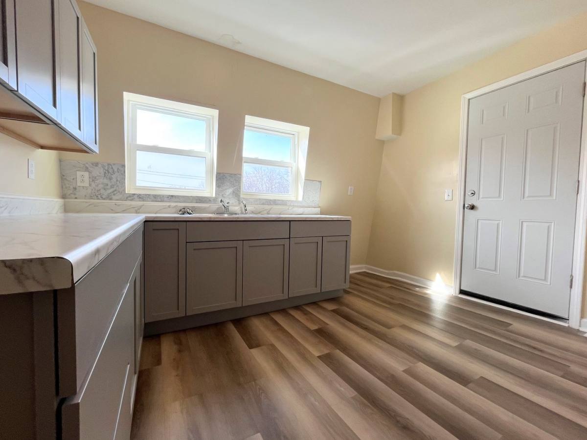Apartment for rent at 86 Hawley St, Buffalo, NY 14213