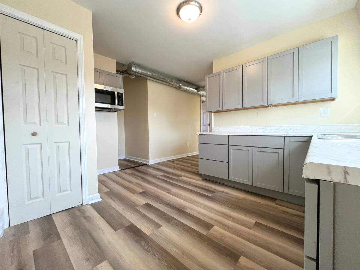 Apartment for rent at 86 Hawley St, Buffalo, NY 14213