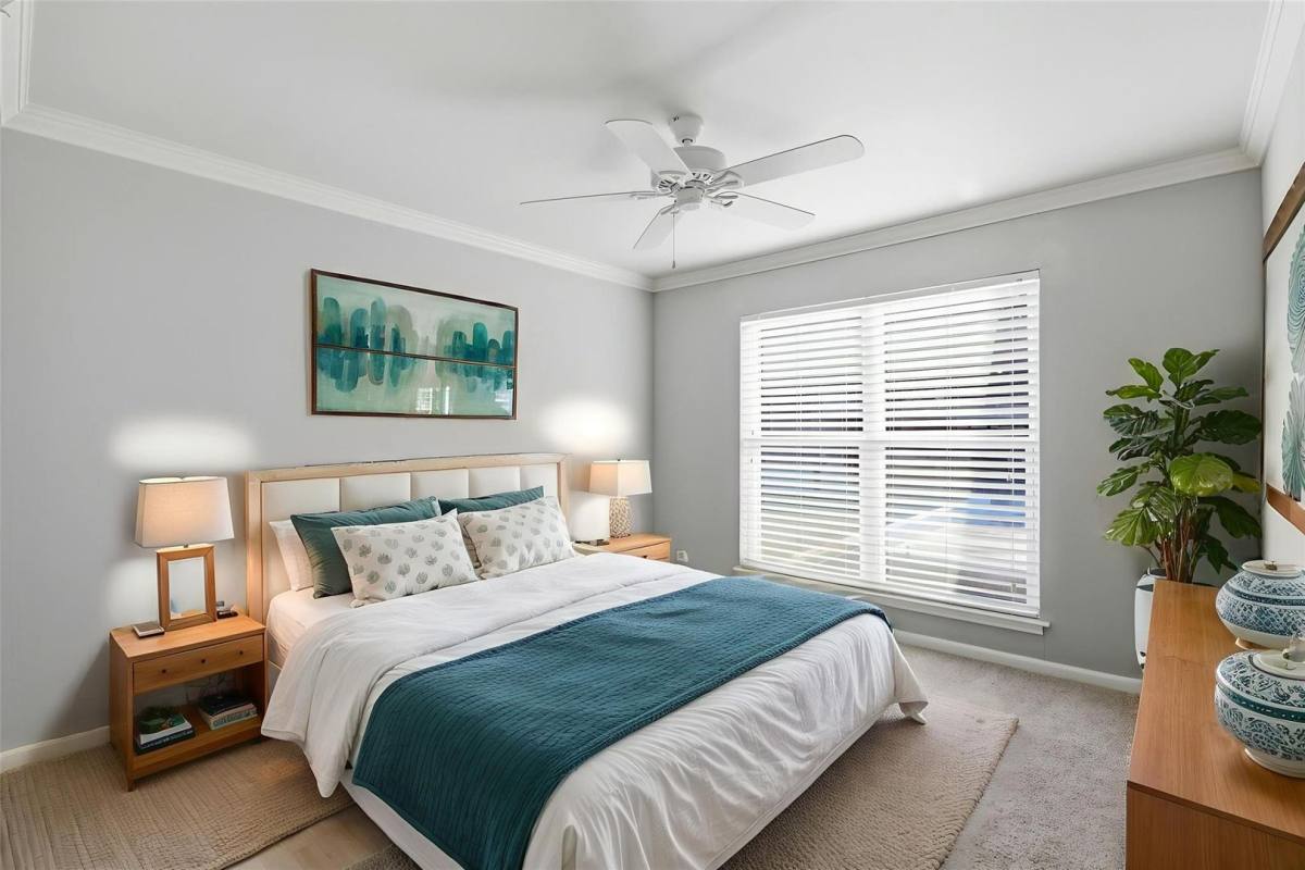 Townhouse for rent at 7535 Olympia Dr, Houston, TX 77063