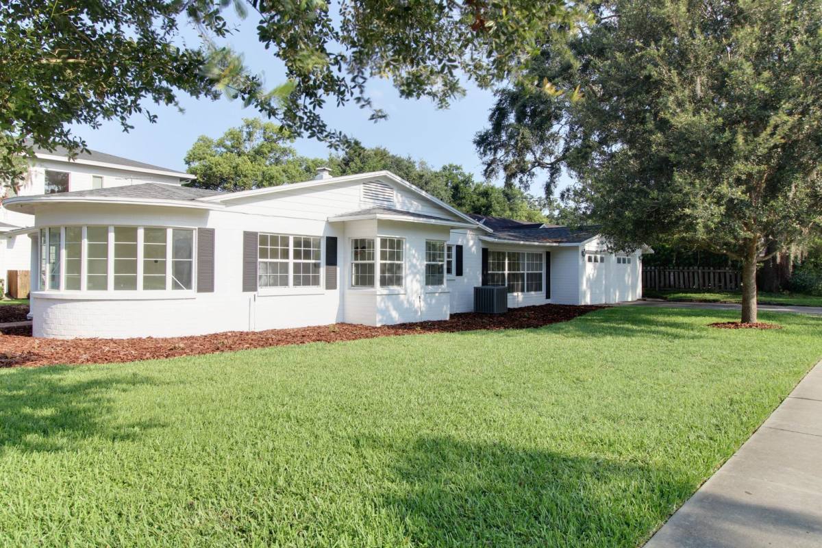House for rent at 1667 Mizell Ave, Winter Park, FL 32789