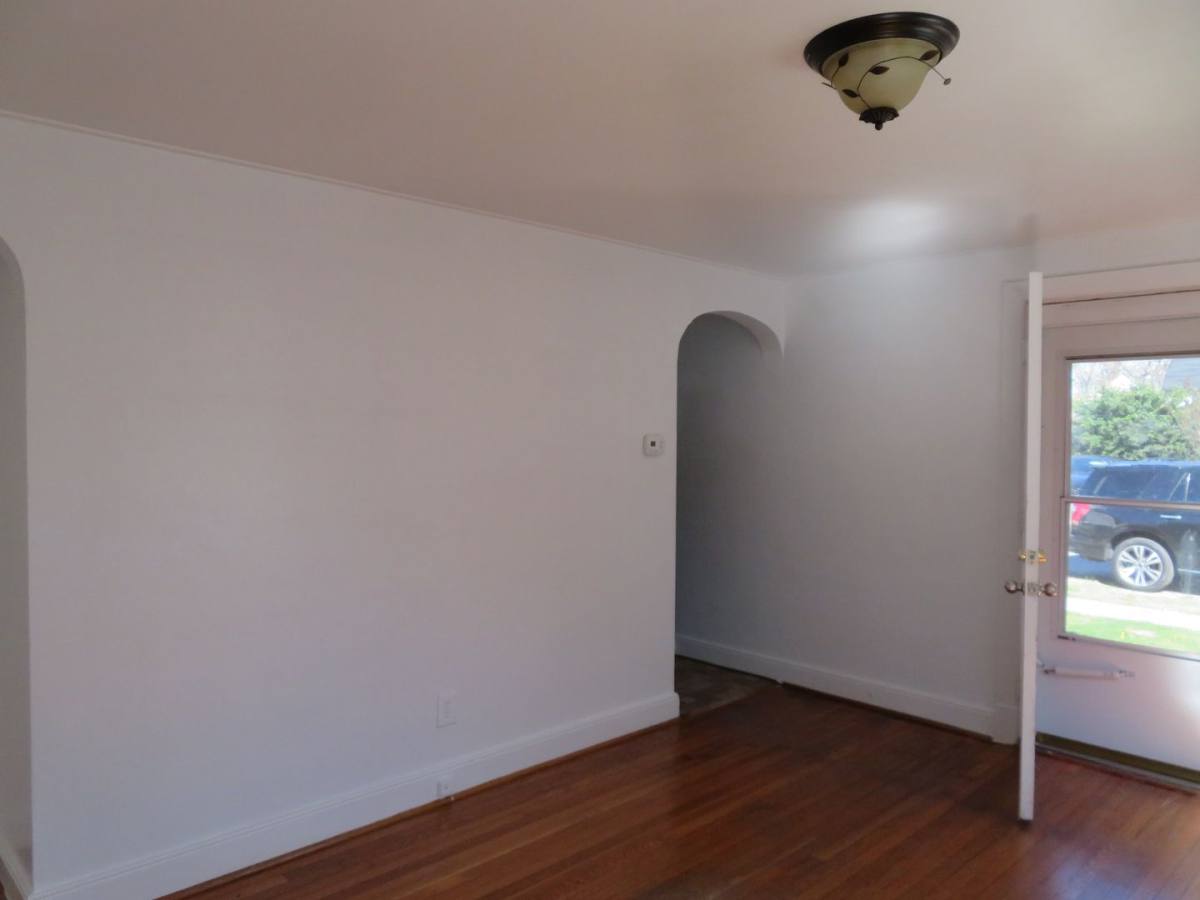 House for rent at 1118 Jett Ave, Colonial Heights, VA 23834