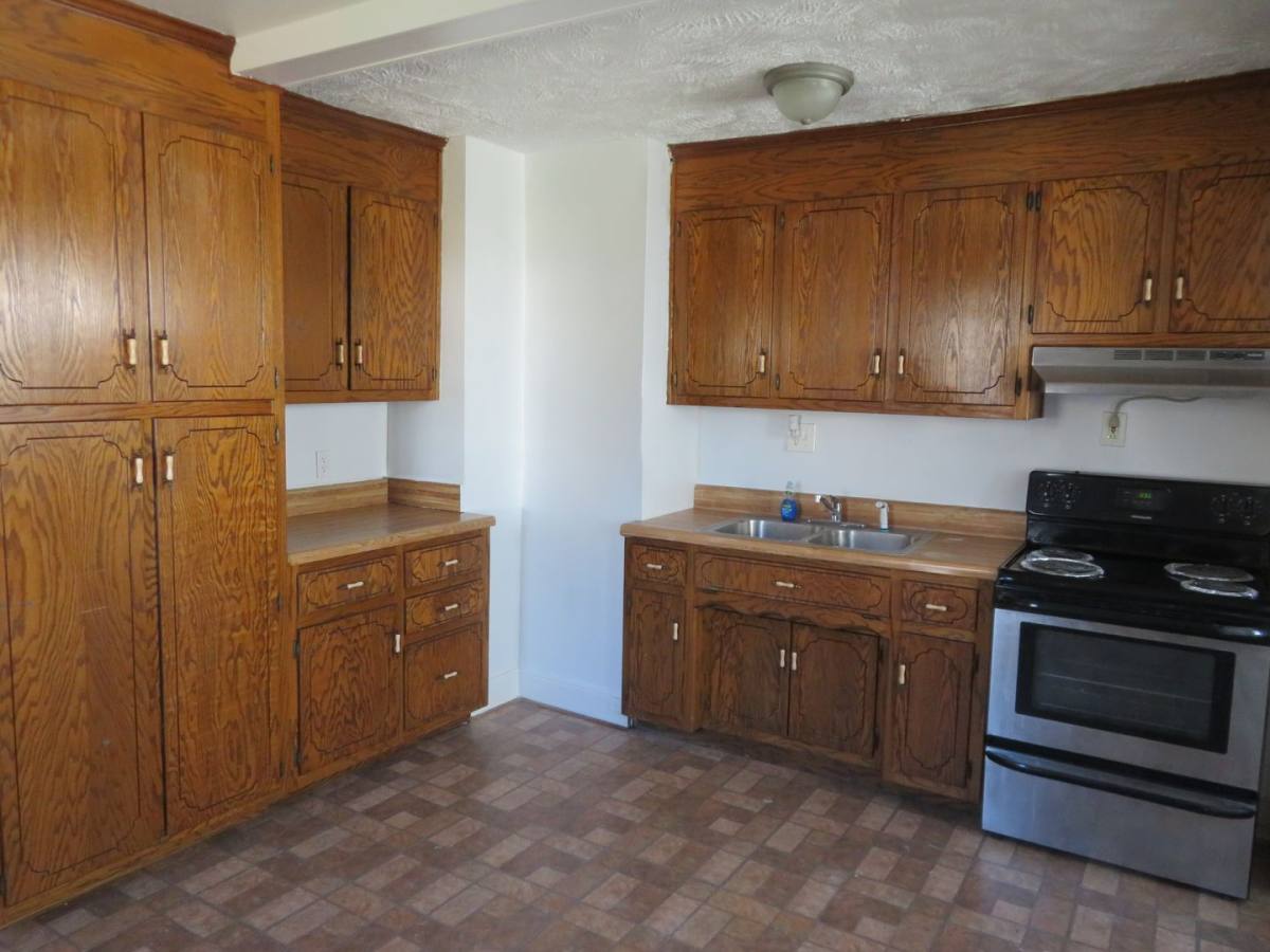 House for rent at 1118 Jett Ave, Colonial Heights, VA 23834