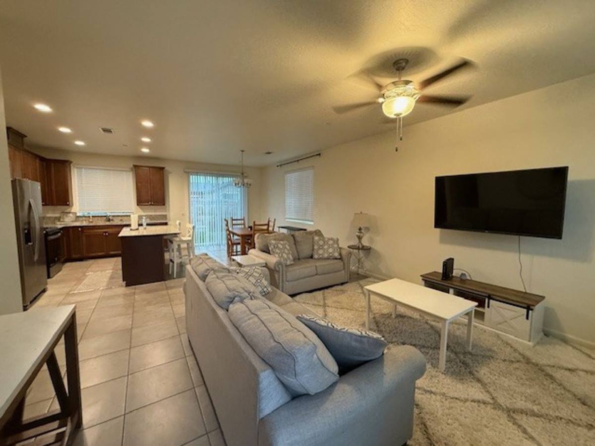 House for rent at 324 W Kimball Ave, Visalia, CA 93277