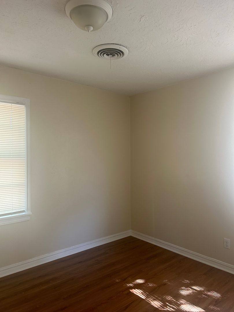 House for rent at 1503 NW 18th St, Lawton, OK 73507