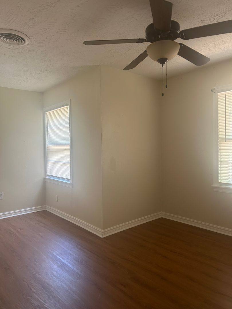 House for rent at 1503 NW 18th St, Lawton, OK 73507