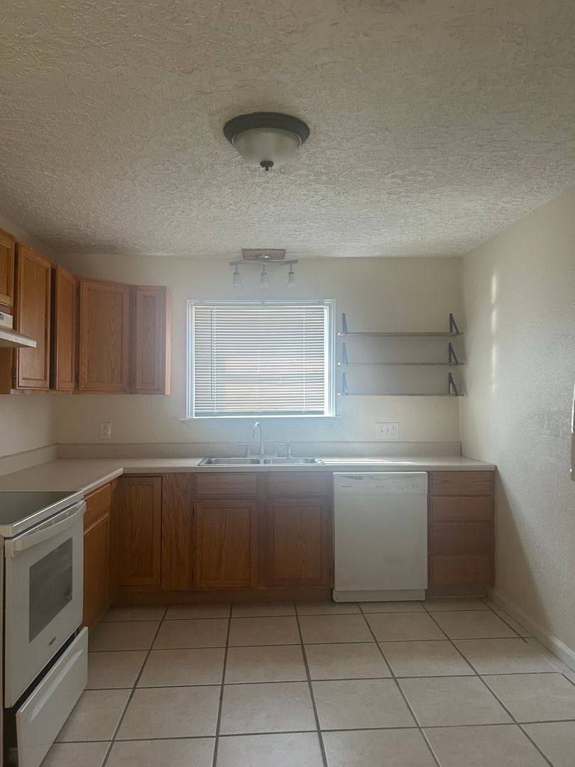 House for rent at 1503 NW 18th St, Lawton, OK 73507