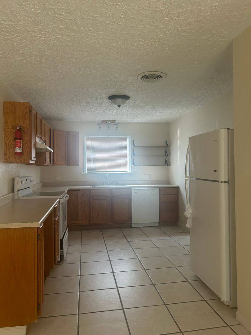 House for rent at 1503 NW 18th St, Lawton, OK 73507