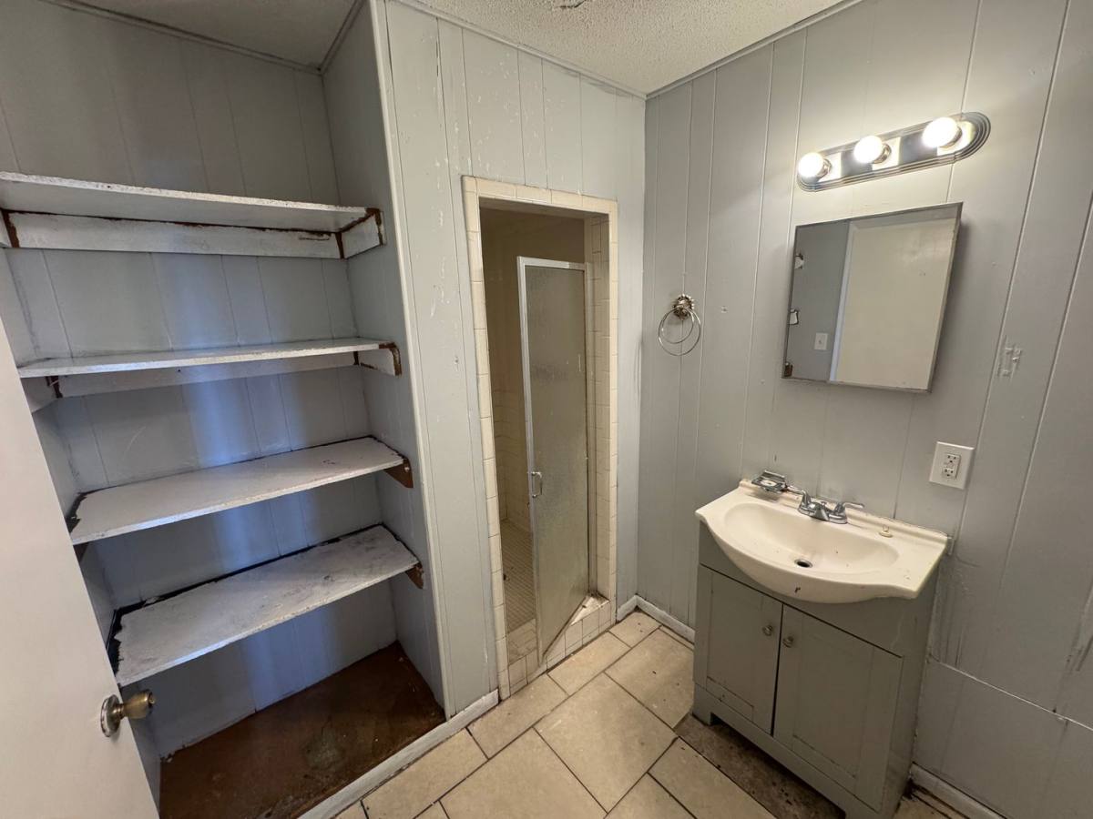 Apartment for rent at 1885 Crystal Lake Dr N, Lakeland, FL 33801