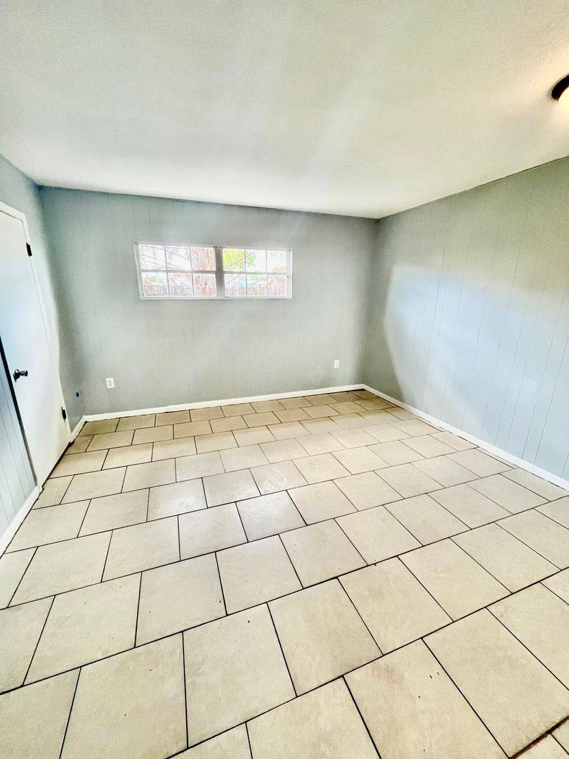 Apartment for rent at 1885 Crystal Lake Dr N, Lakeland, FL 33801