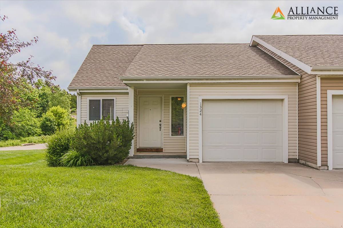 Townhouse for rent at 1324 Christy Dr, Manhattan, KS 66503