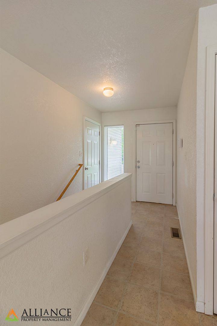 Townhouse for rent at 1324 Christy Dr, Manhattan, KS 66503