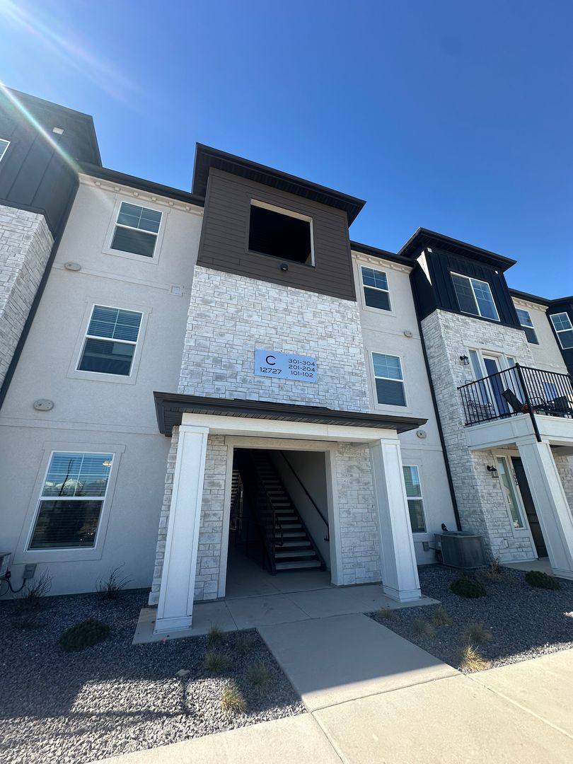 Condo for rent at 12727 Skyline Loop Lane C302, Herriman, UT 84096