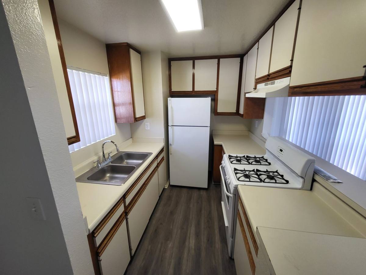 Apartment for rent at 1225 Belmont Ave, Long Beach, CA 90804