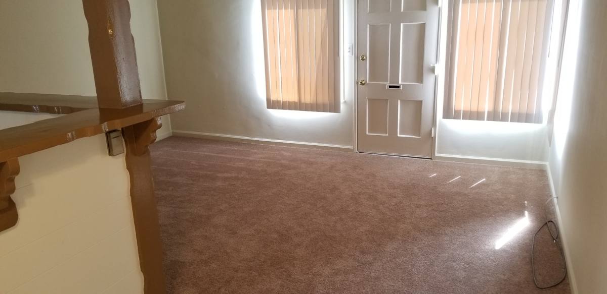 Apartment for rent at 2233-2235 Euclid Ave, Long Beach, CA 90815