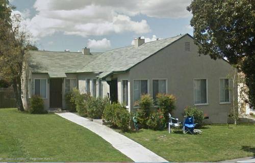 Apartment for rent at 2233-2235 Euclid Ave, Long Beach, CA 90815
