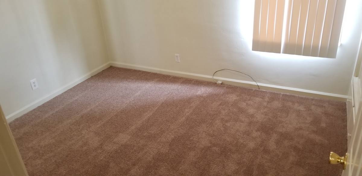 Apartment for rent at 2233-2235 Euclid Ave, Long Beach, CA 90815