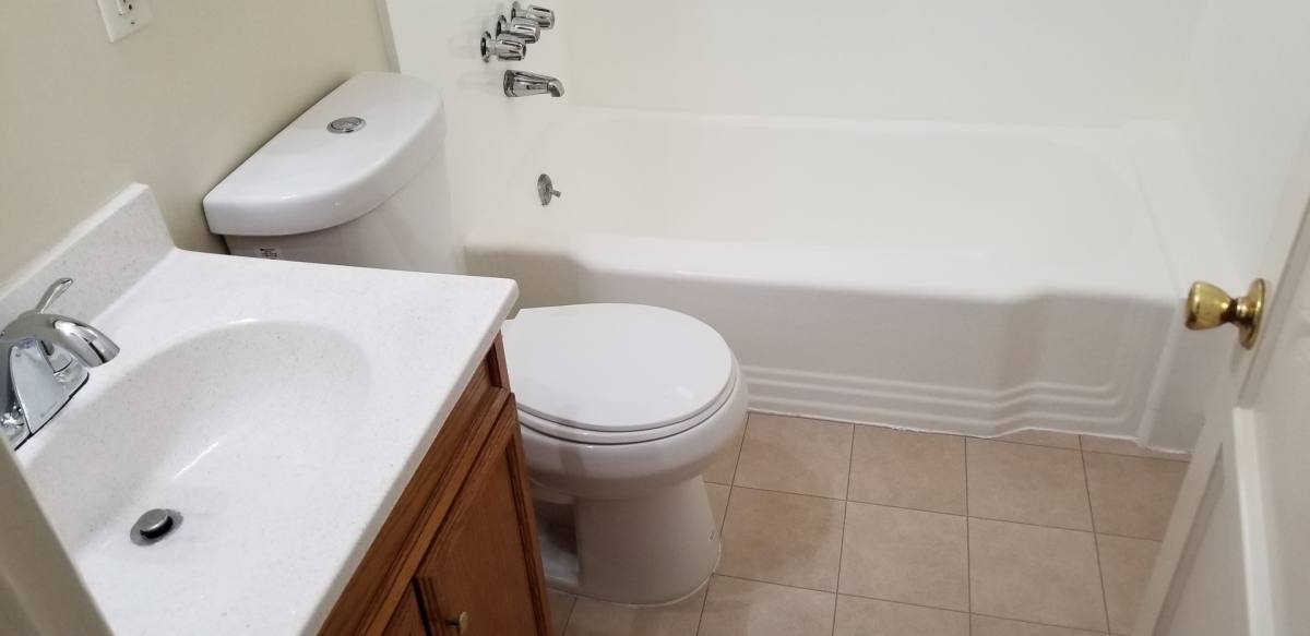 Apartment for rent at 2233-2235 Euclid Ave, Long Beach, CA 90815
