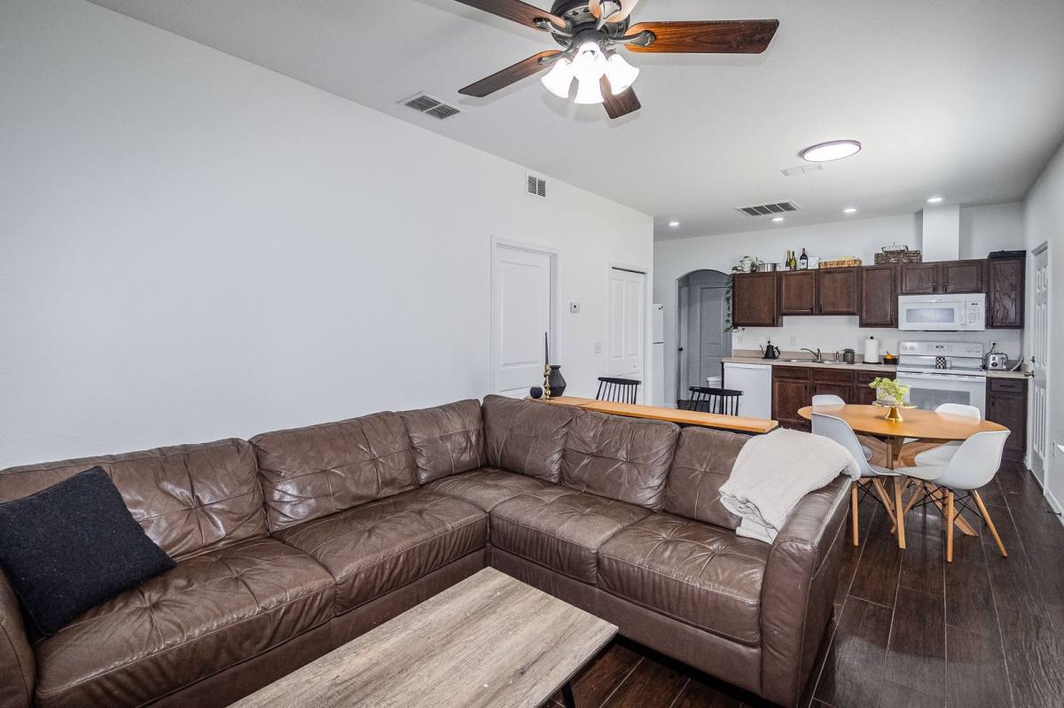House for rent at 212 Belmar St W, Lakeland, FL 33803