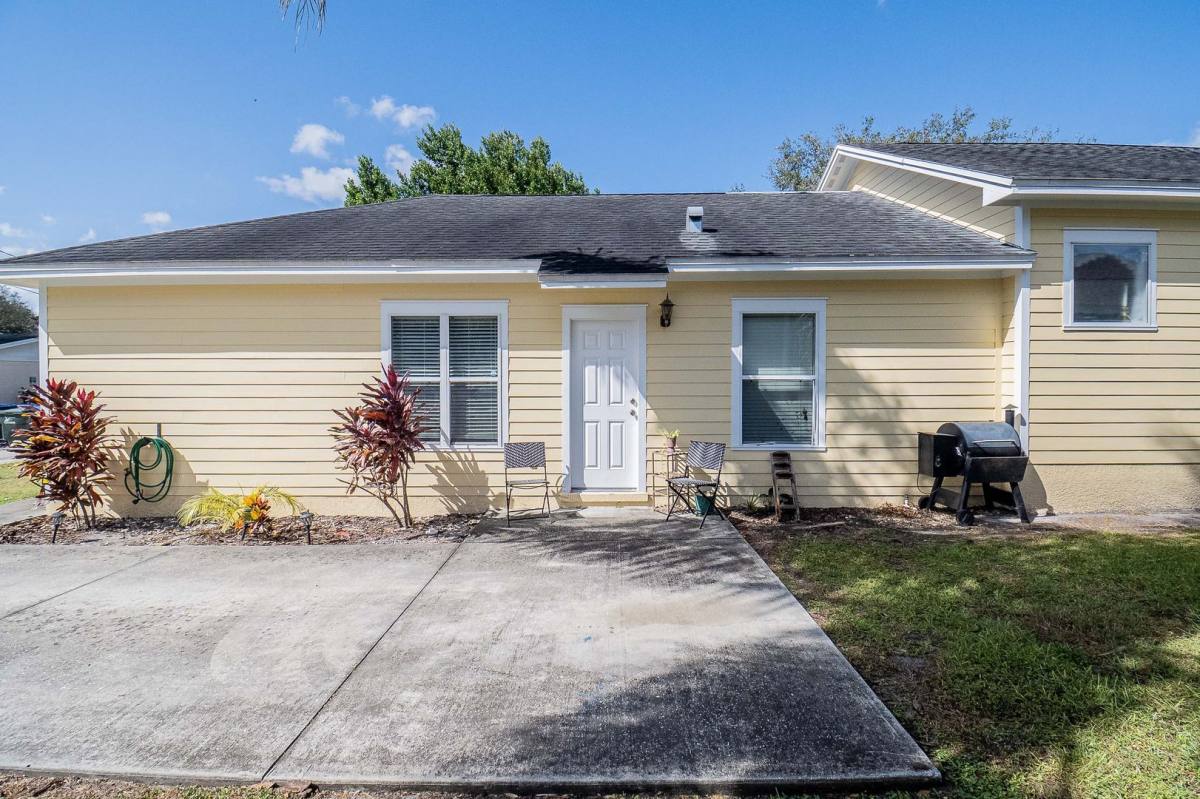 House for rent at 212 Belmar St W, Lakeland, FL 33803