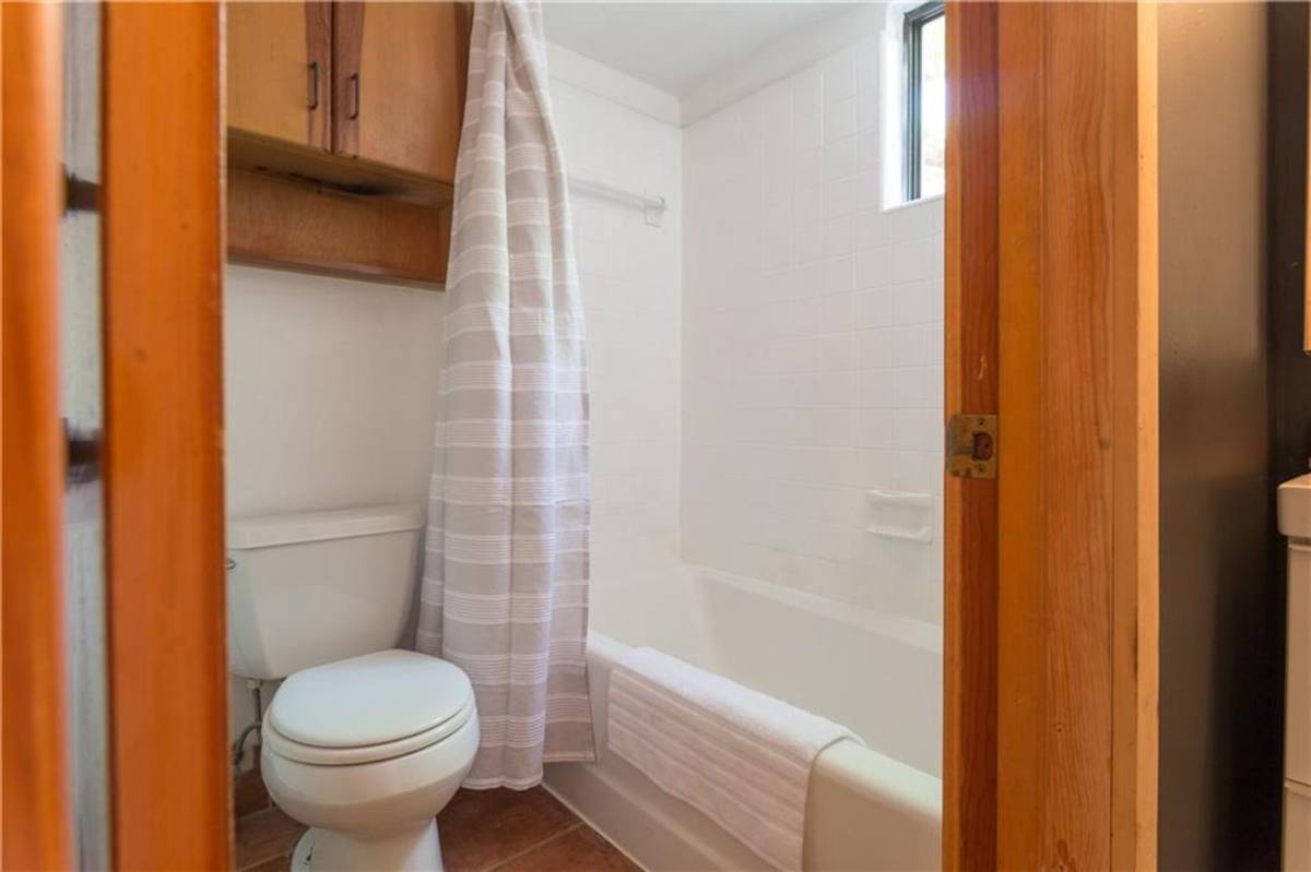 House for rent at 2011 Alameda Dr, Austin, TX 78704