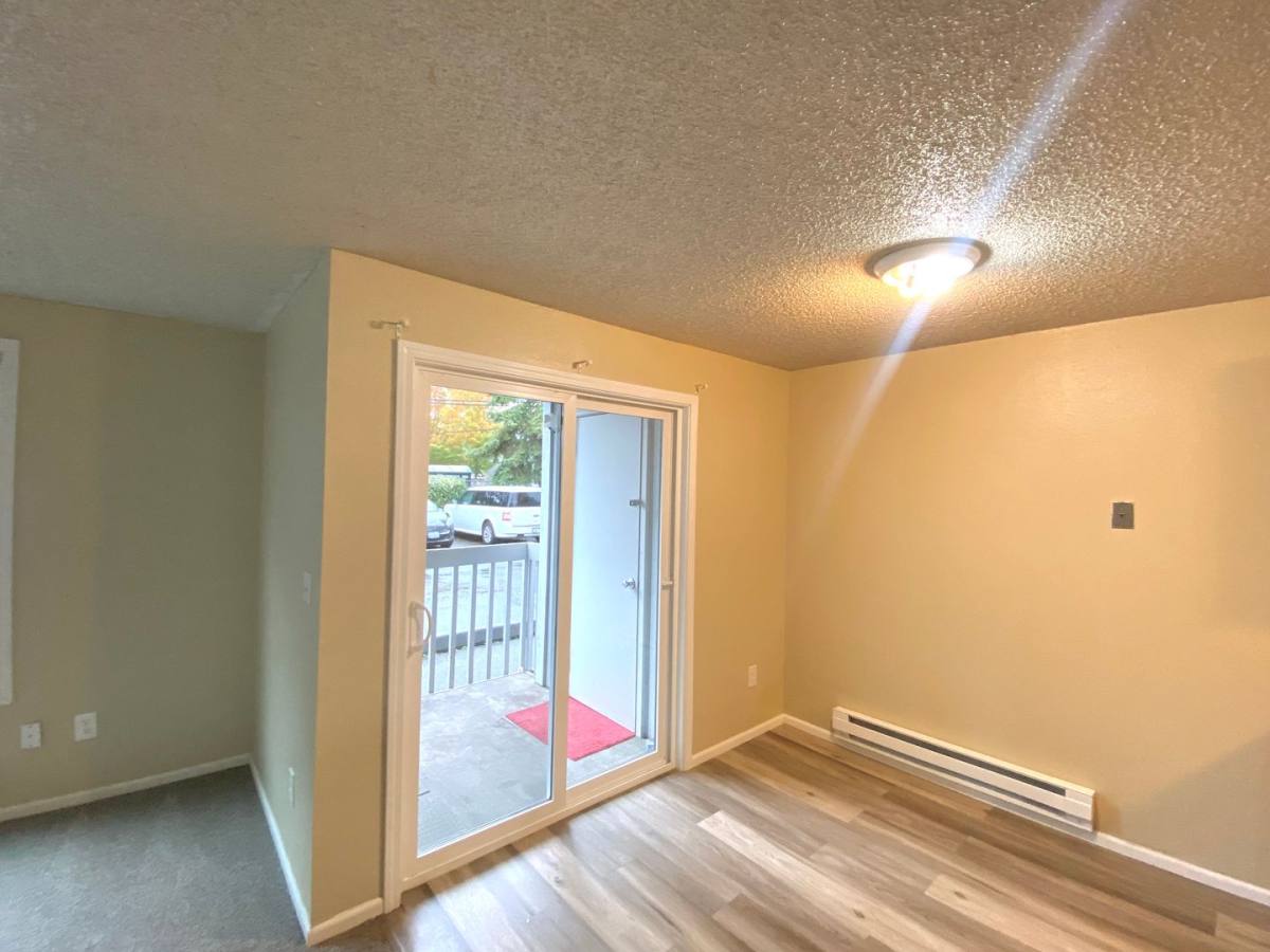 Apartment for rent at 12615 -12623 Lincoln Ave SW, Lakewood, WA 98499