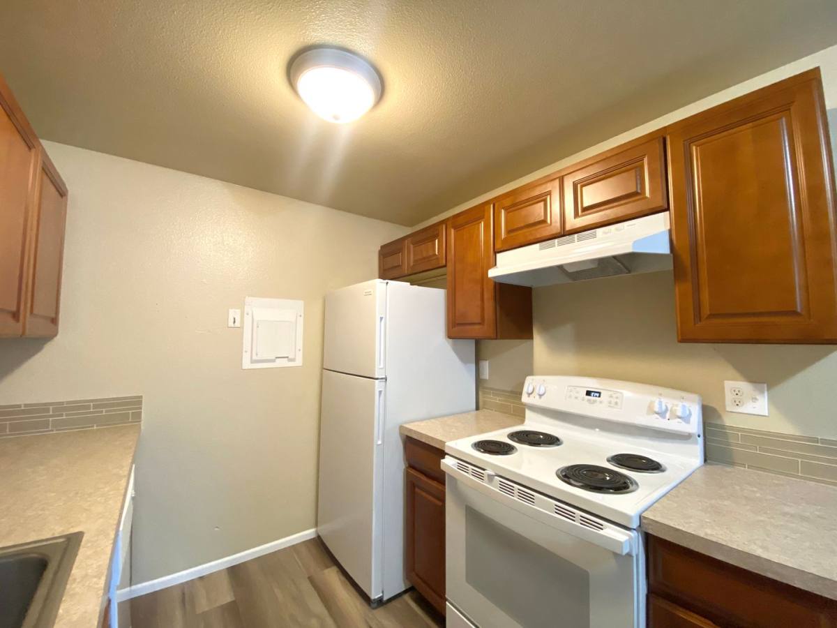 Apartment for rent at 12615 -12623 Lincoln Ave SW, Lakewood, WA 98499