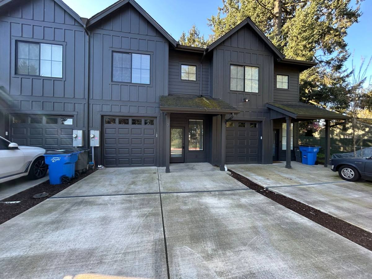 Apartment for rent at 11015 NE 26th, Vancouver, WA 98684
