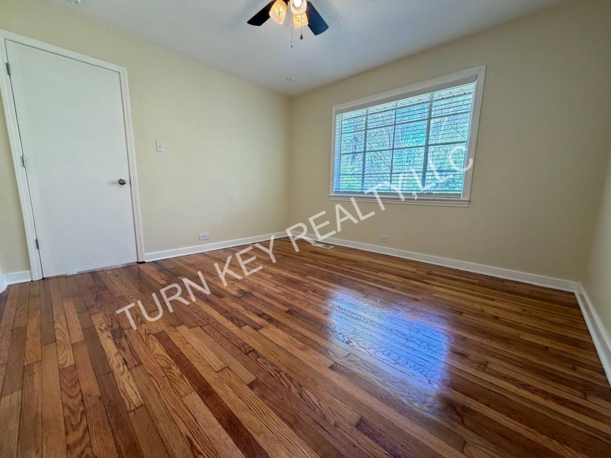 House for rent at 3920 Old Jasper Highway, Adamsville, AL 35005