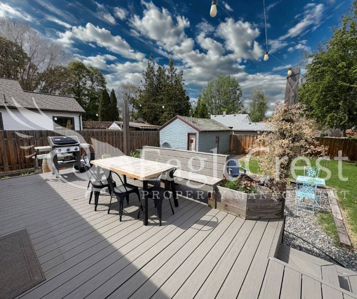 House for rent at 1031 N Clinton St, Walla Walla, WA 99362