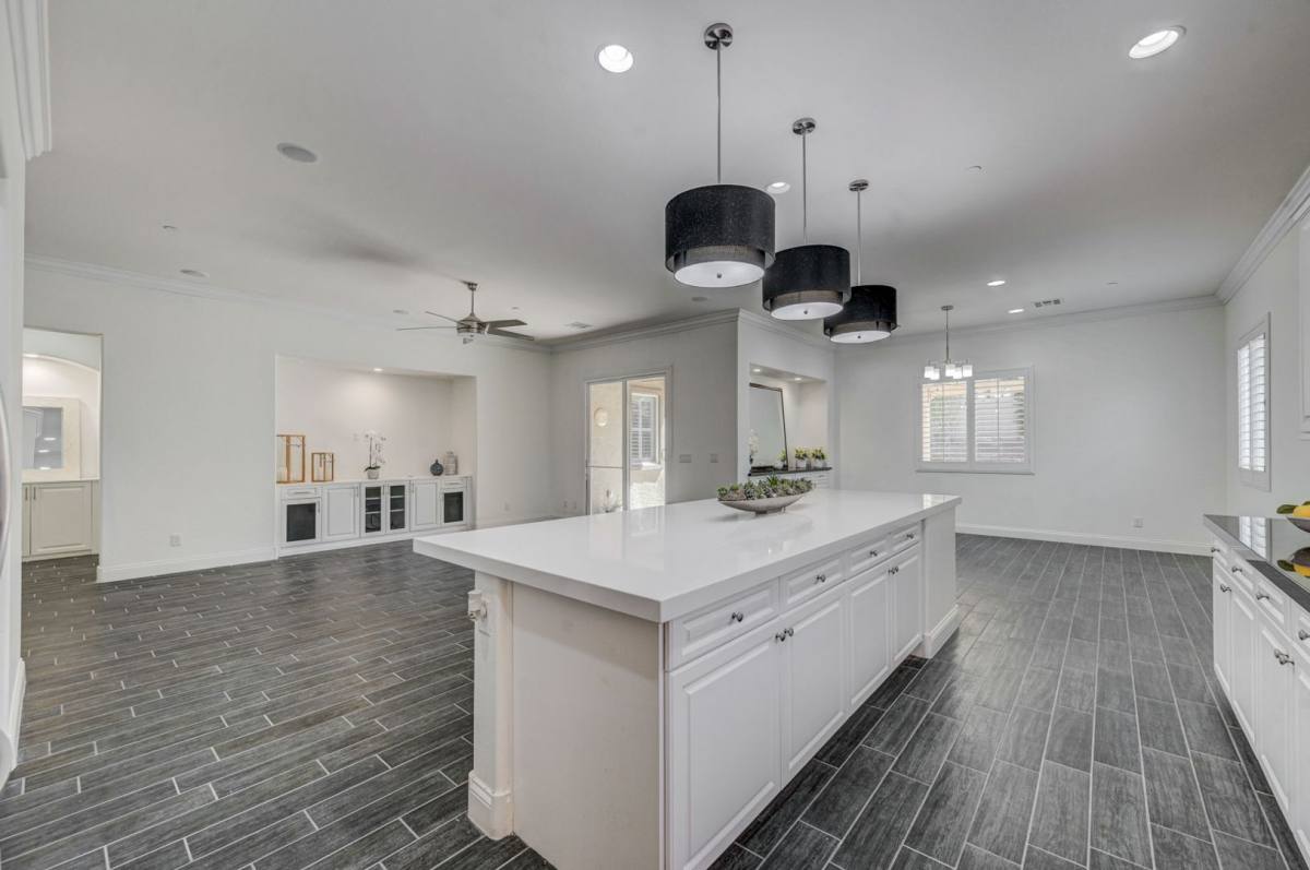 House for rent at 933 Everest Peak Ave, Henderson, NV 89012