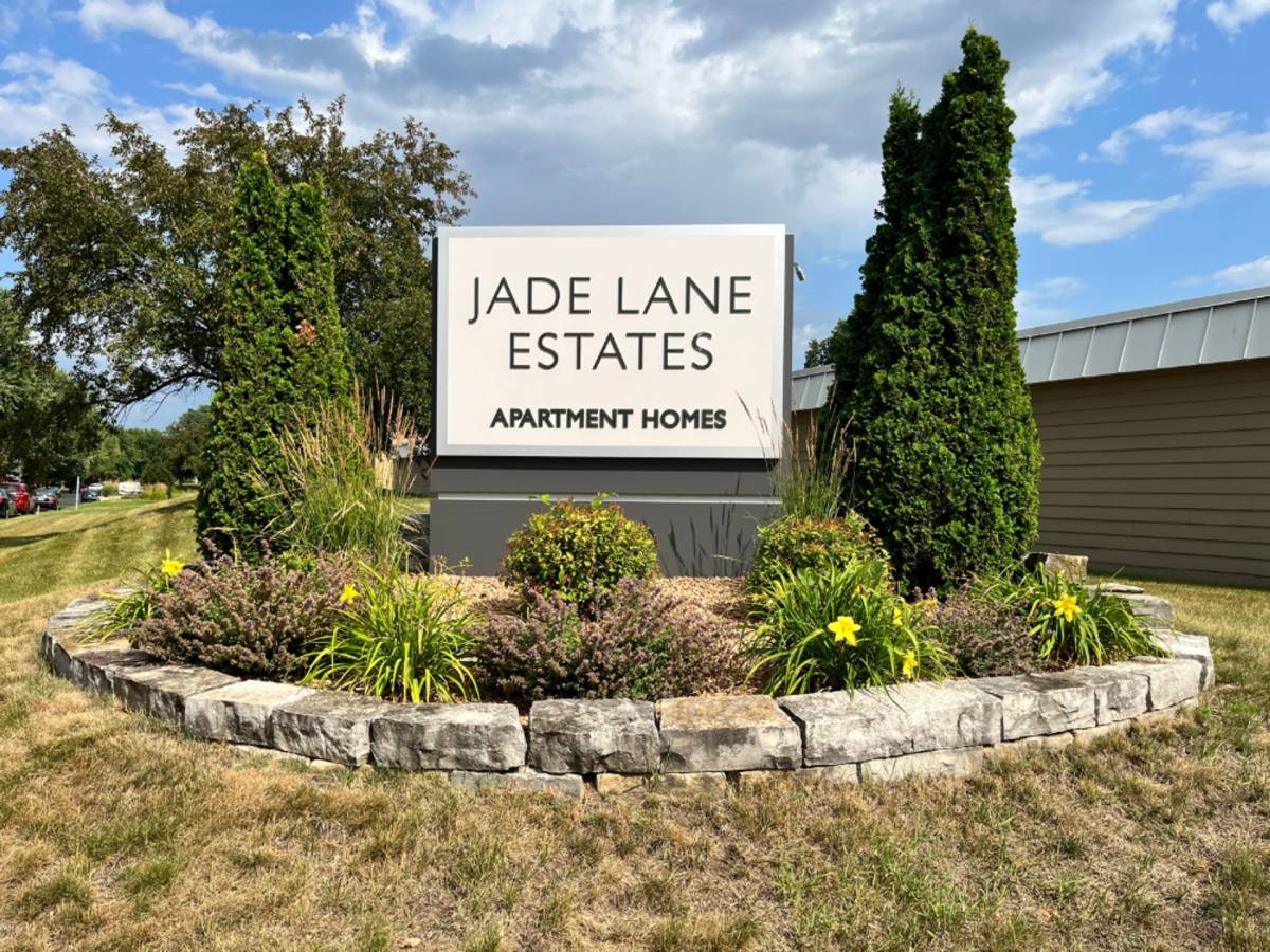 Apartment for rent at 1950 Jade Lane, Saint Paul, MN 55122