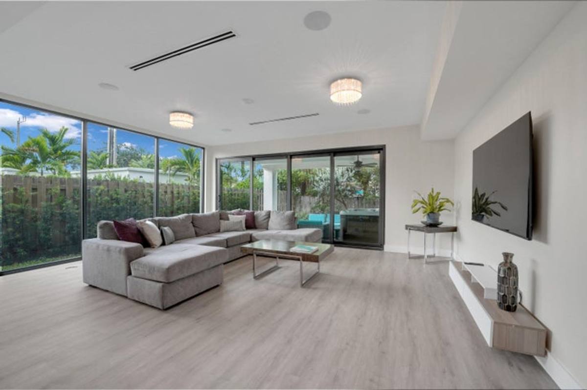 House for rent at 1238 NE 17th Ave, Fort Lauderdale, FL 33304
