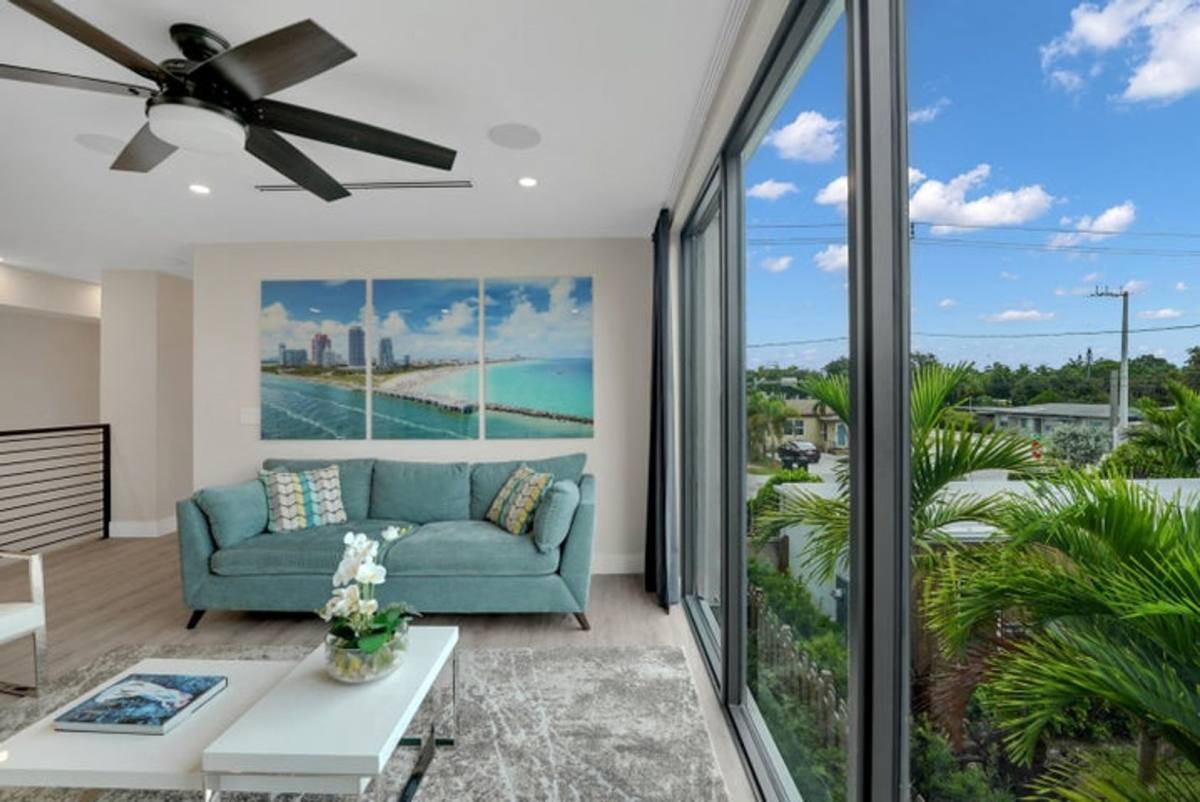 House for rent at 1238 NE 17th Ave, Fort Lauderdale, FL 33304