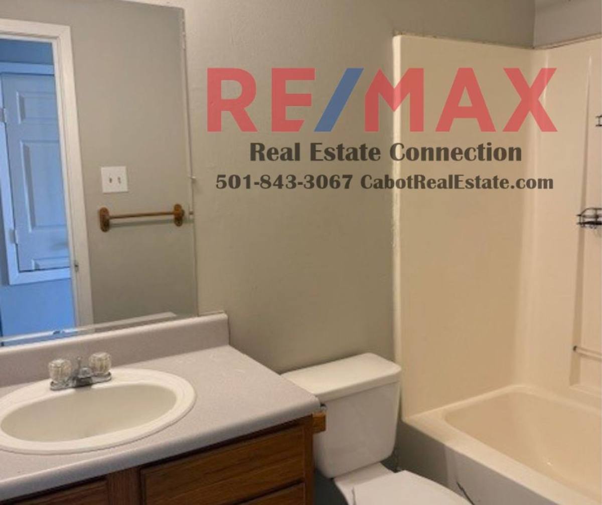 Apartment for rent at 898 W Myrtle, Cabot, AR 72023
