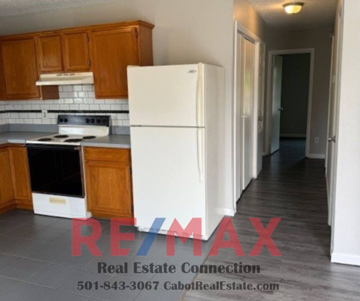 Apartment for rent at 898 W Myrtle, Cabot, AR 72023
