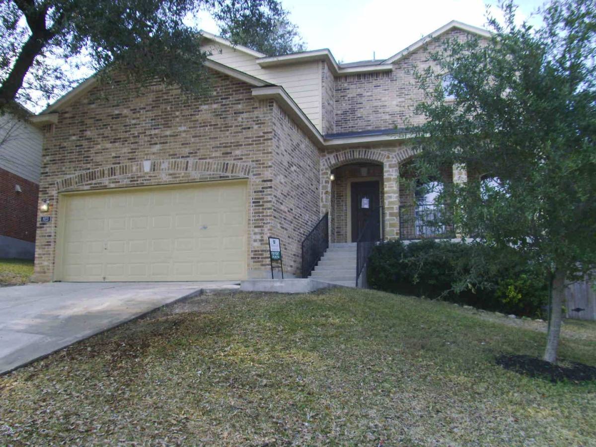 House for rent at 823 Point Cove, San Antonio, TX 78253