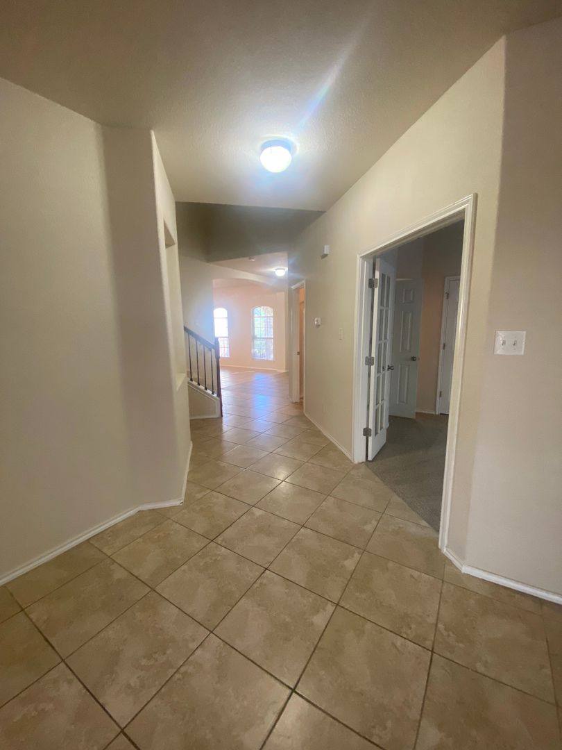 House for rent at 823 Point Cove, San Antonio, TX 78253