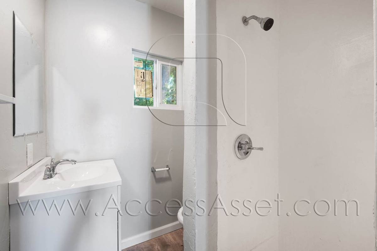 Townhouse for rent at 24099 State Highway 74 - C, Perris, CA 92570