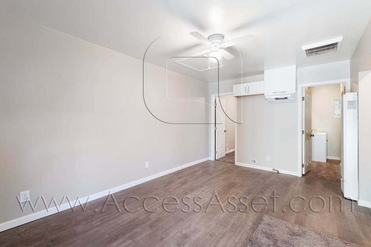 Townhouse for rent at 24099 State Highway 74 - C, Perris, CA 92570