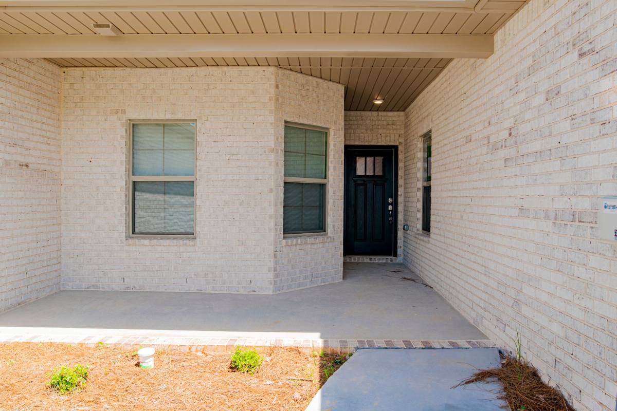 Townhouse for rent at 714 Canary Court, Cantonment, FL 32533