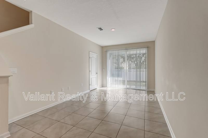 Townhouse for rent at 3978 Oak Mill Rd, Orange Park, FL 32065