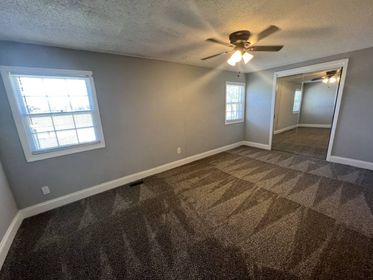 House for rent at 1550 Old Dover Rd, Clarksville, TN 37042