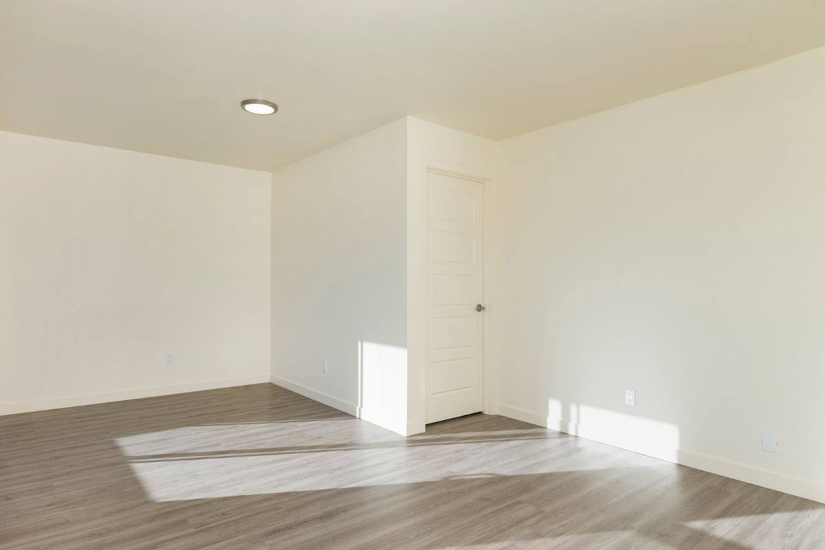 Apartment for rent at 1419 NW 61st St, Seattle, WA 98107