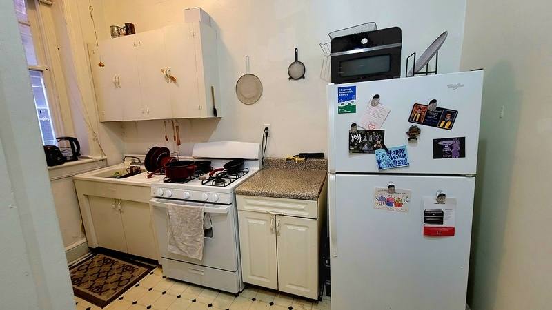 Apartment for rent at 421 W Grace St #100, Richmond, VA 23220