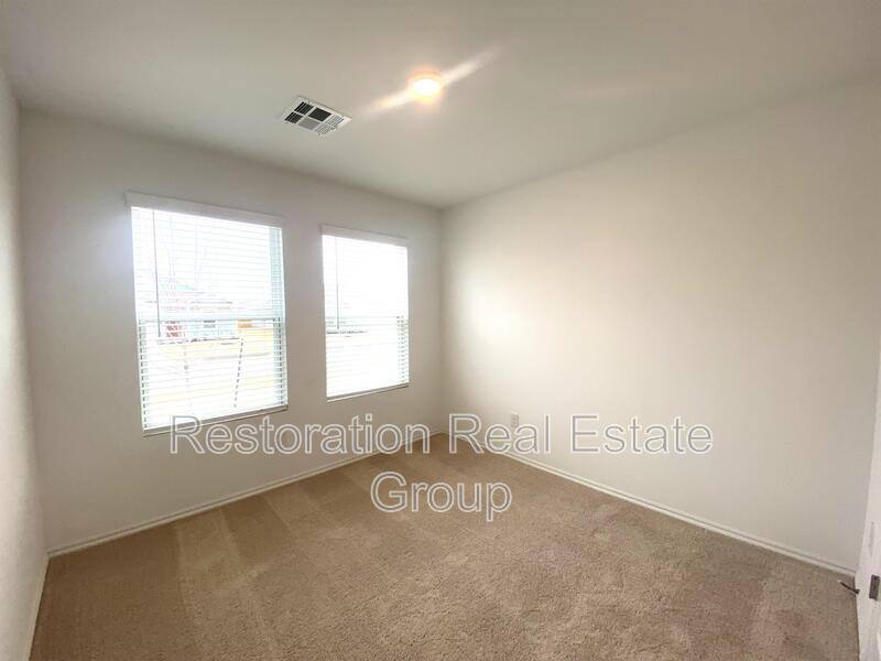 House for rent at 10921 SW 22nd St, Yukon, OK 73099